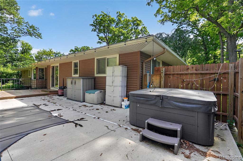 8668 Cooley Beach Drive, White Lake, MI — Photo 52