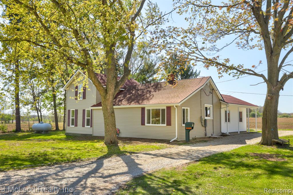 7016 E Dodge Road, Mount Morris, MI 48458 — Photo 2