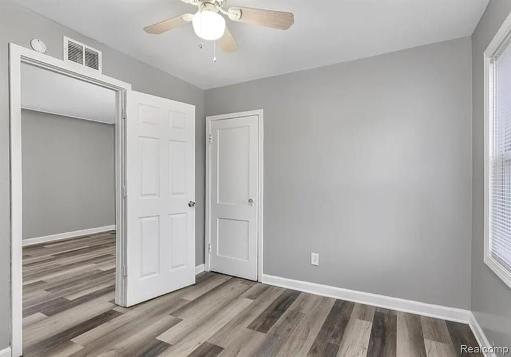 7528 Studebaker Avenue, Warren, MI 48091 — Photo 4