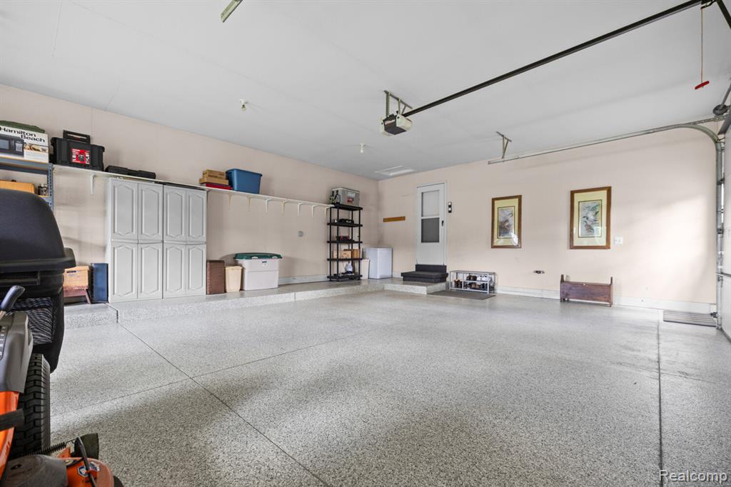 1131 Thorn Ridge Drive, Howell, MI 48843 — Photo 42