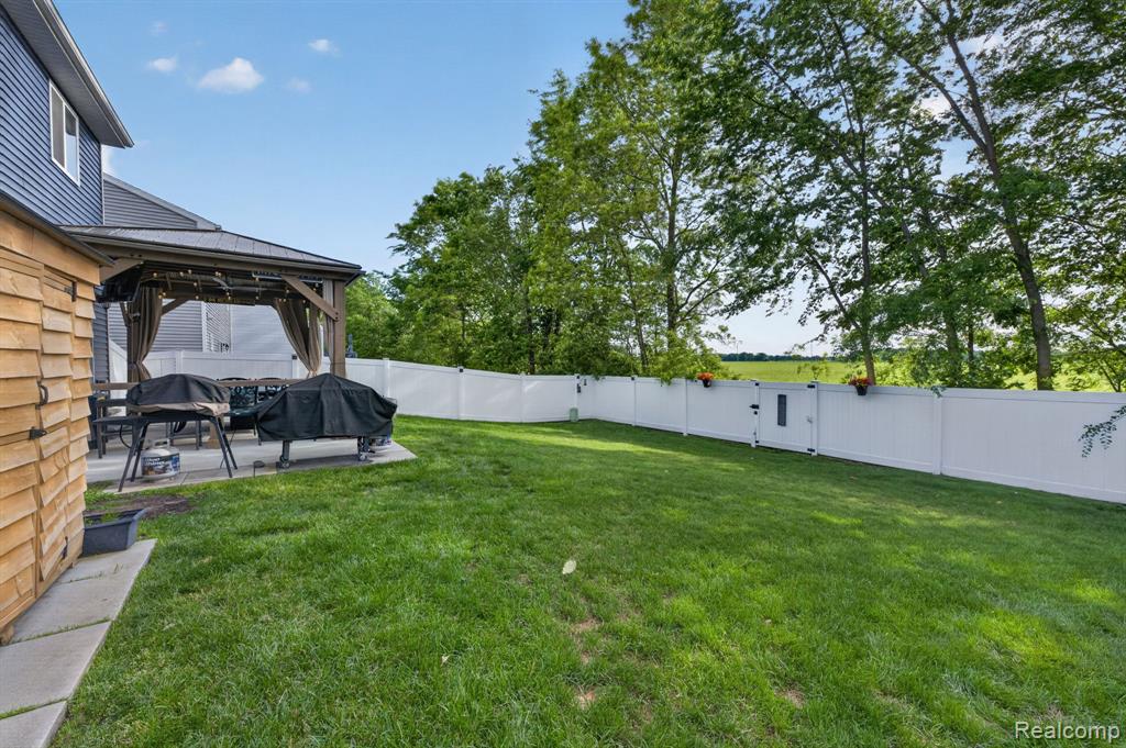 2845 Sycamore River Drive, Fowlerville, MI 48836 — Photo 56