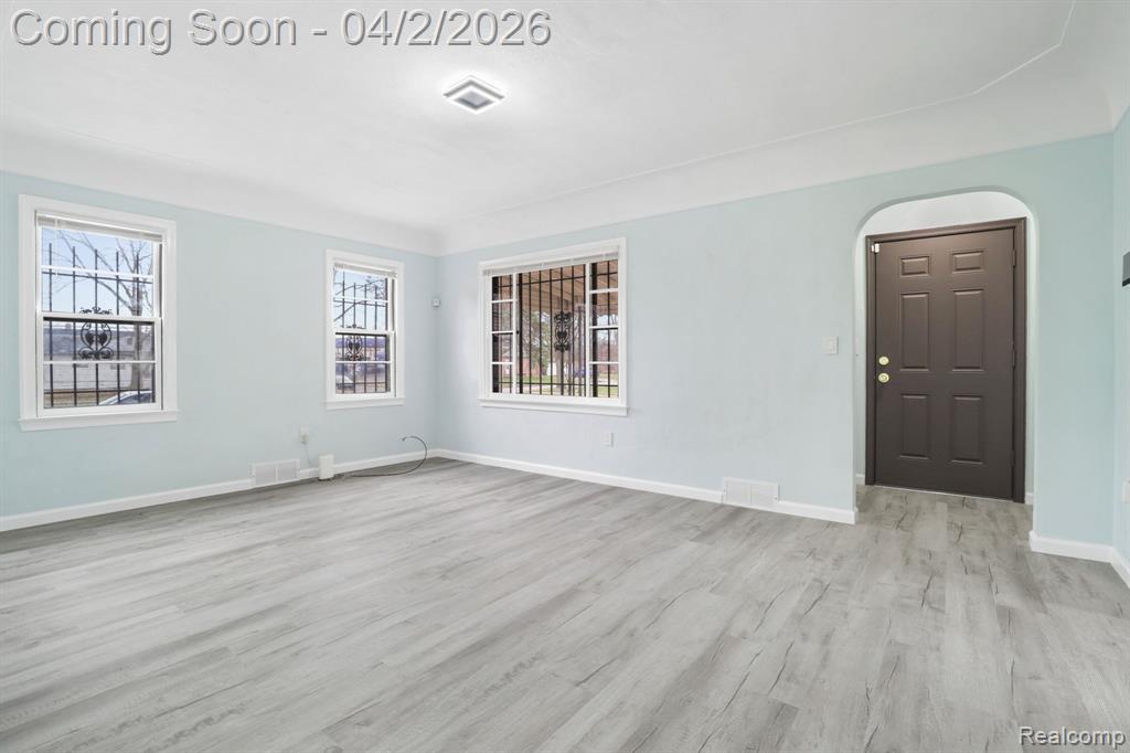 2613 Woodrow Avenue, Flint, MI 48506 — Photo 13