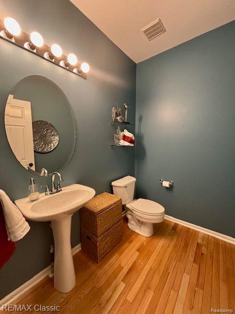 47461 SCENIC CIRCLE Drive N, Canton, MI 48188 — Photo 13