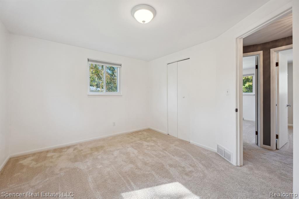 44149 Durson Street, Novi, MI — Photo 25