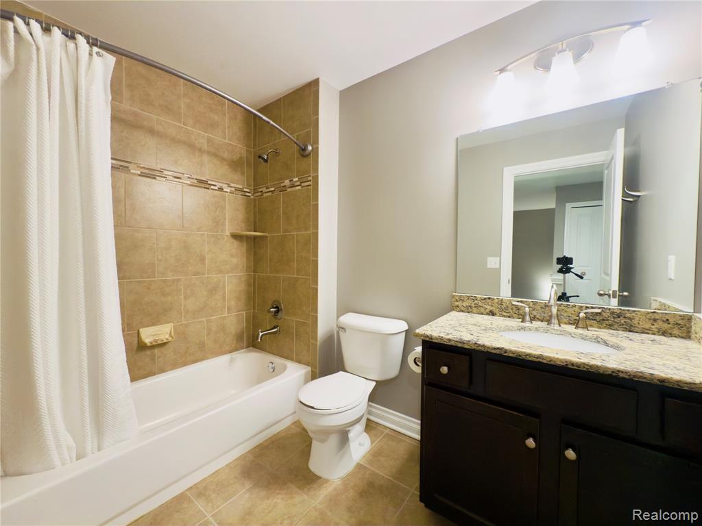 67739 Chesapeake Drive, Washington, MI 48095 — Photo 25