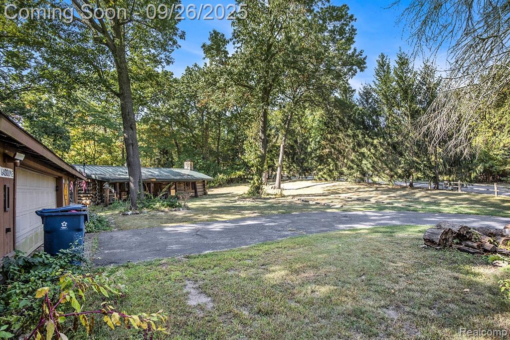 8085 High Point Trail, White Lake, MI — Photo 18