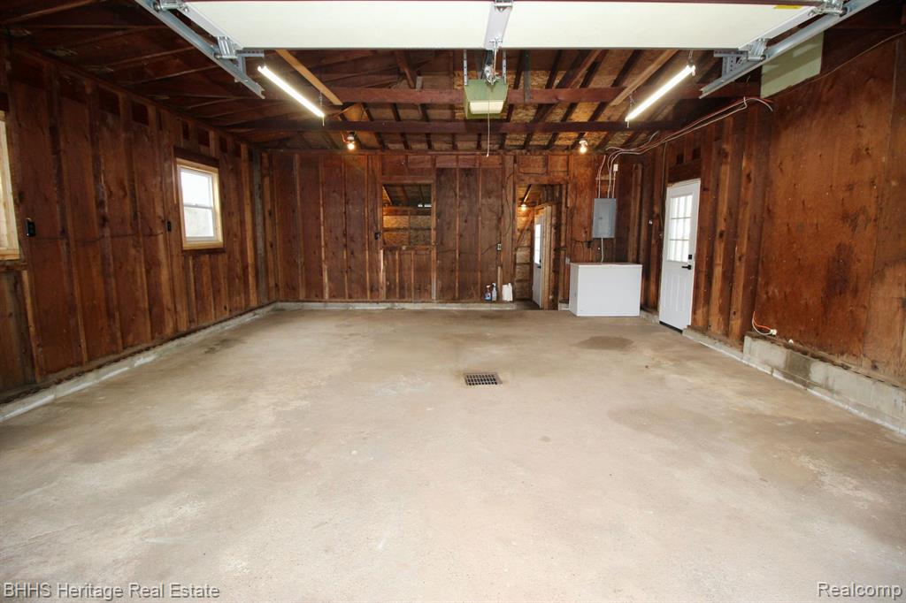 316 MONROE Street, Webberville, MI 48892 — Photo 42