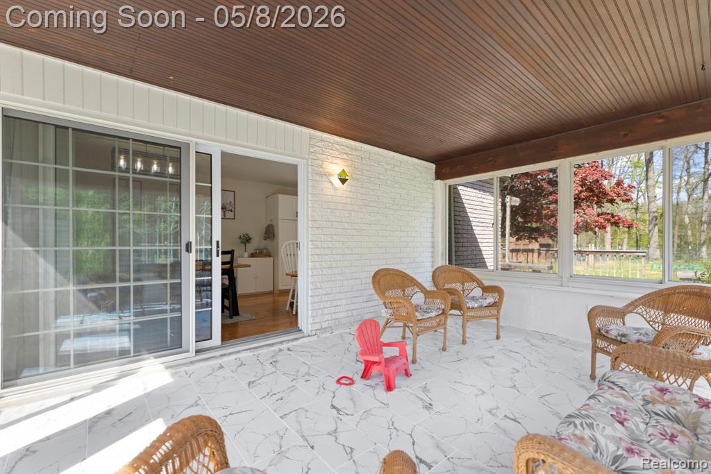 8130 Ravine Drive, Westland, MI — Photo 32
