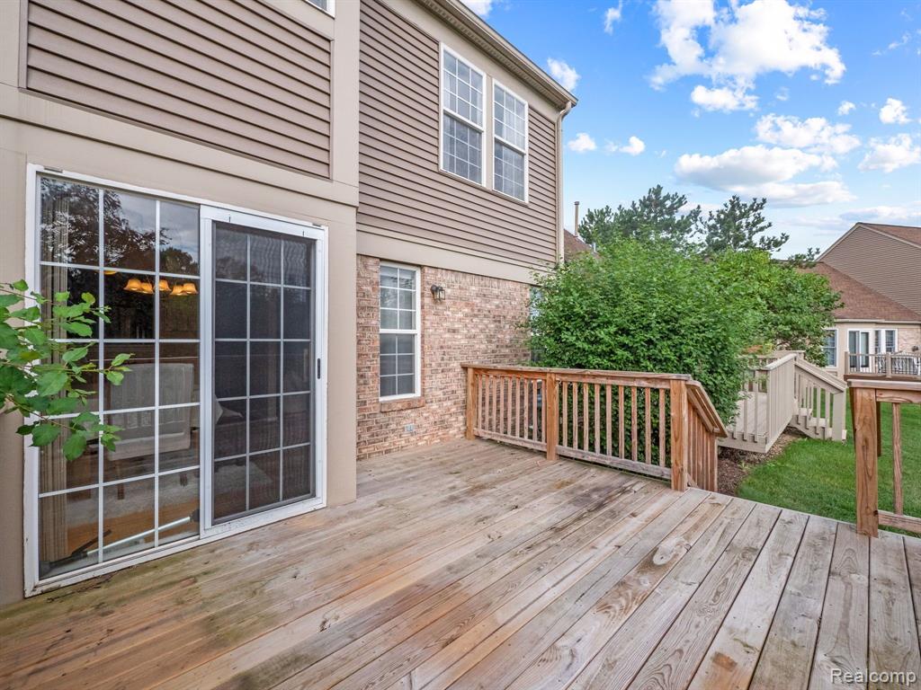 4081 HUNTERS Circle E, Canton, MI 48188 — Photo 27