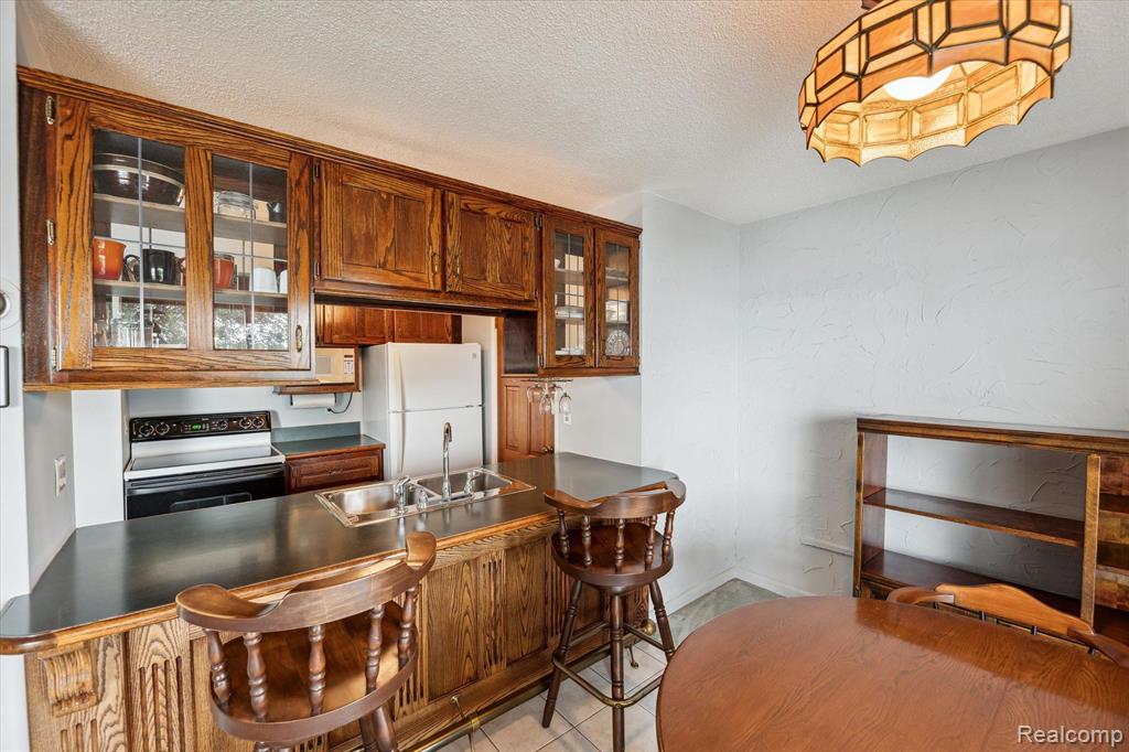 1734 Grove Road, B-103, Ypsilanti, MI 48198 — Photo 10