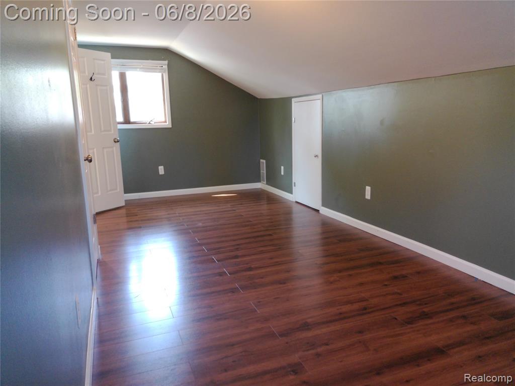 619 S Gainsborough Avenue, Royal Oak, MI 48067 — Photo 14