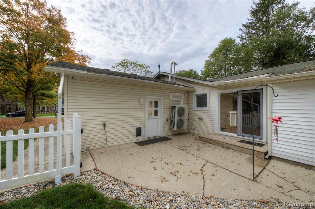 532 John R, Milford, MI 48381 — Photo 26