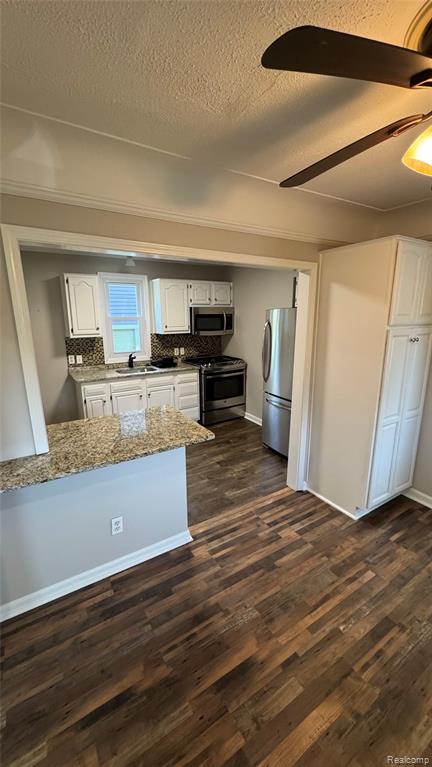 918 N WASHINGTON Avenue, Royal Oak, MI 48067 — Photo 21