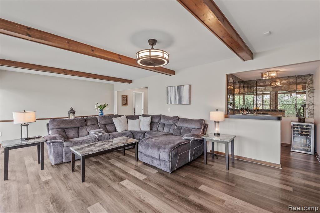 4041 TWIN LAKES Court, Shelby Twp, MI 48316 — Photo 18