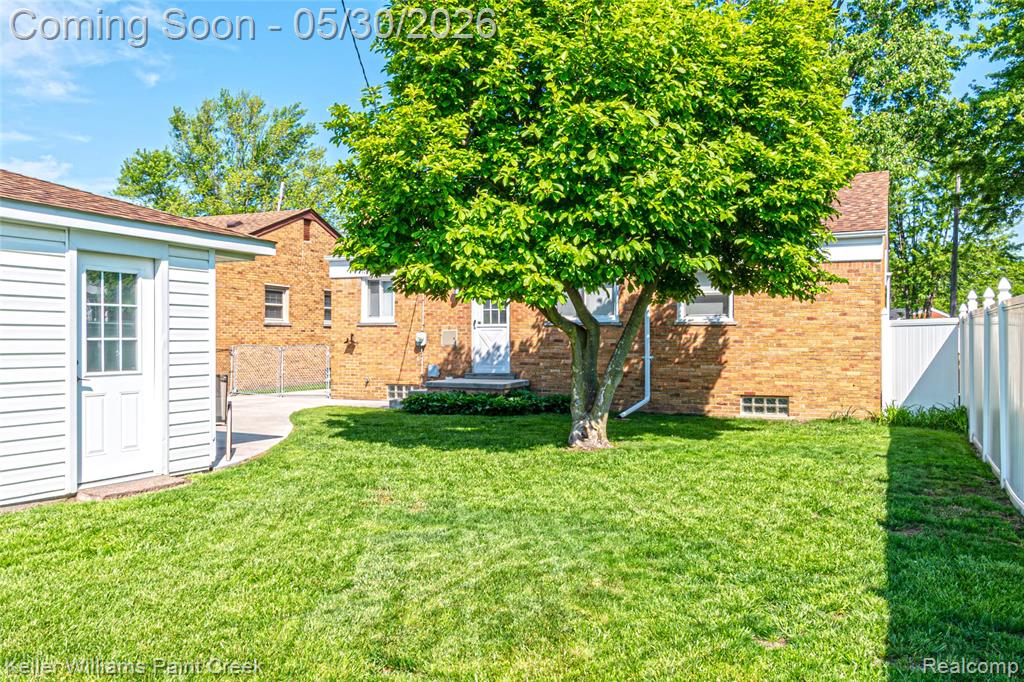 21530 Willow Wisp Street, Saint Clair Shores, MI 48082 — Photo 20