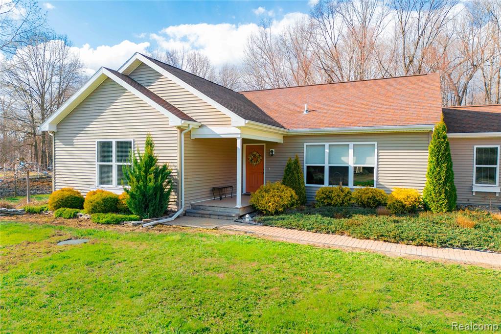 40880 Willis Road, Belleville, MI 48111 — Photo 2