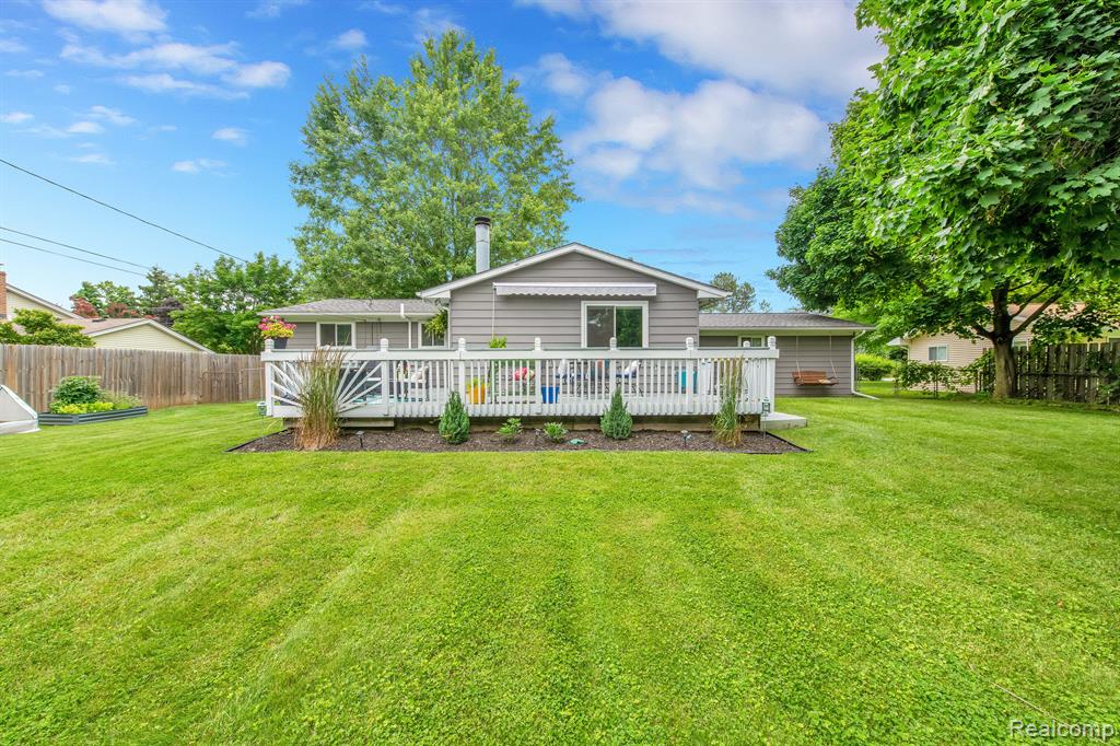 861 W SEYMOUR LAKE Road S, Oxford, MI 48371 — Photo 8