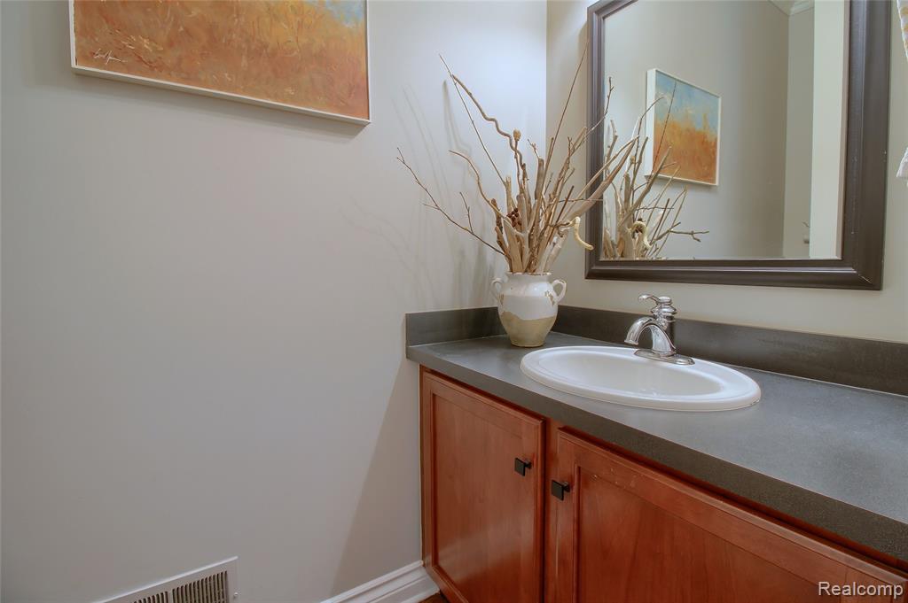 50166 Harding Street, Canton, MI 48188 — Photo 13