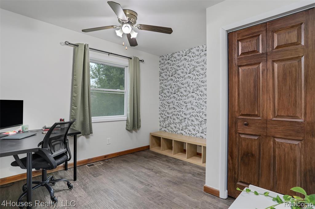 4087 Silver Valley Drive, Lake Orion, MI — Photo 27