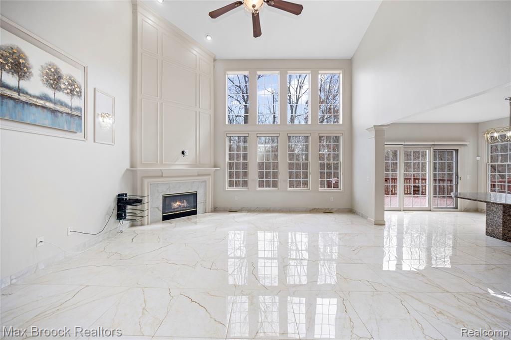 7083 Chatham Court, West Bloomfield, MI — Photo 30