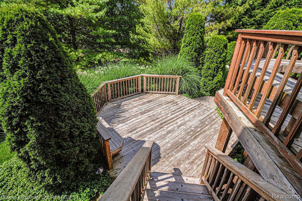 6822 Hubbard Circle, Clarkston, MI 48348 — Photo 31