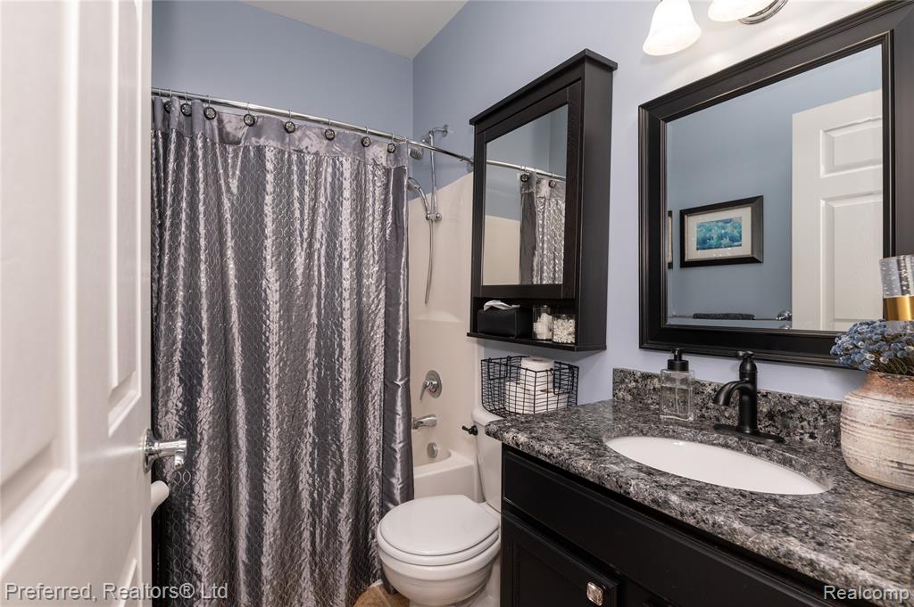 30768 Ardmore Court, 19, Novi, MI 48377 — Photo 8