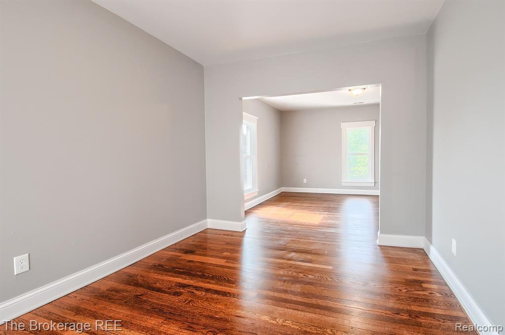 11 1ST Street, Oxford, MI 48371 — Photo 47
