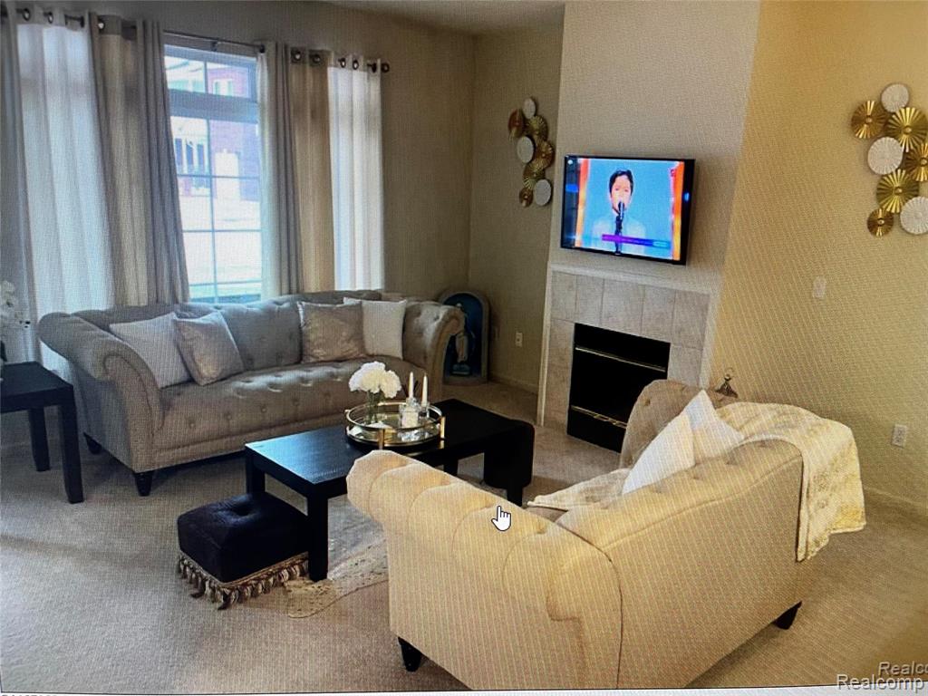 5301 Twin Oaks Drive, Sterling Heights, MI 48314 — Photo 3