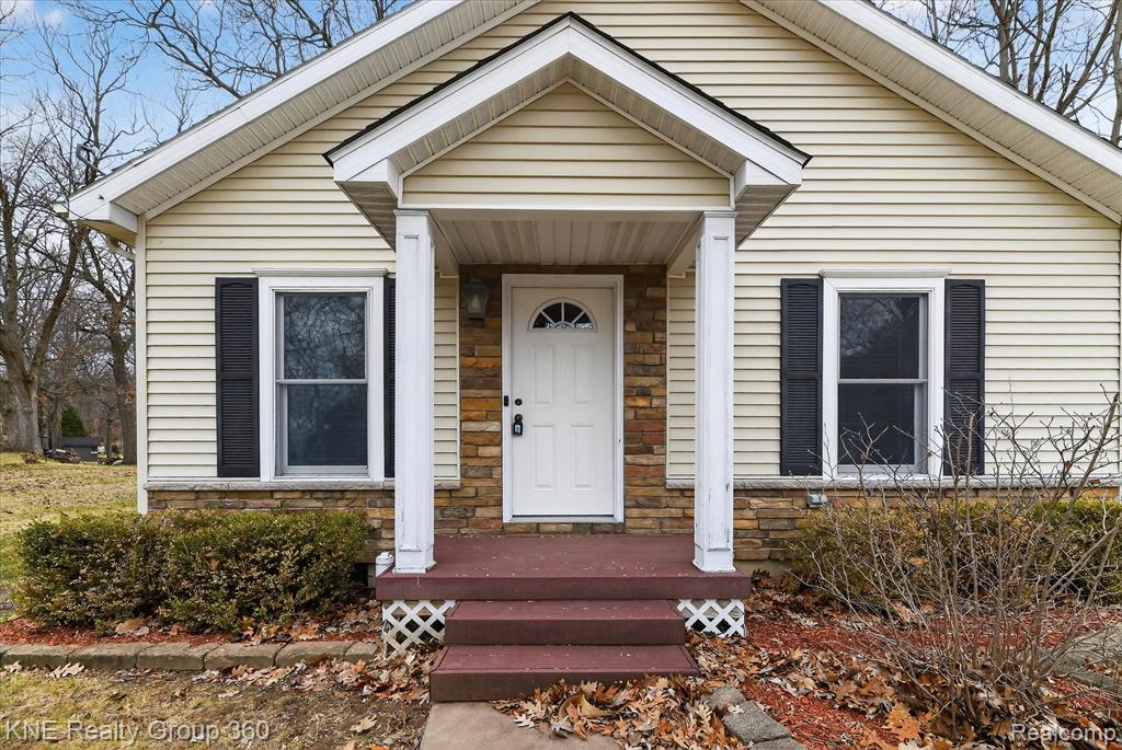 1525 Shoreline Drive, Hartland, MI 48353 — Photo 9