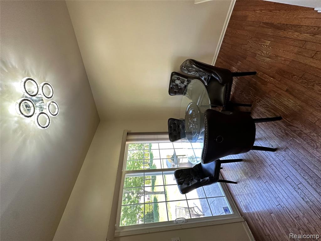 7383 Tottenham, Utica, MI 48317 — Photo 15