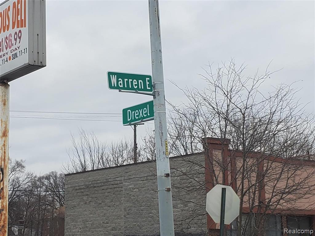 13131 E WARREN Avenue, Detroit, MI 48215 — Photo 3