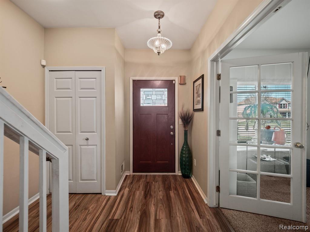 13713 Milton Drive, Belleville, MI 48111 — Photo 19
