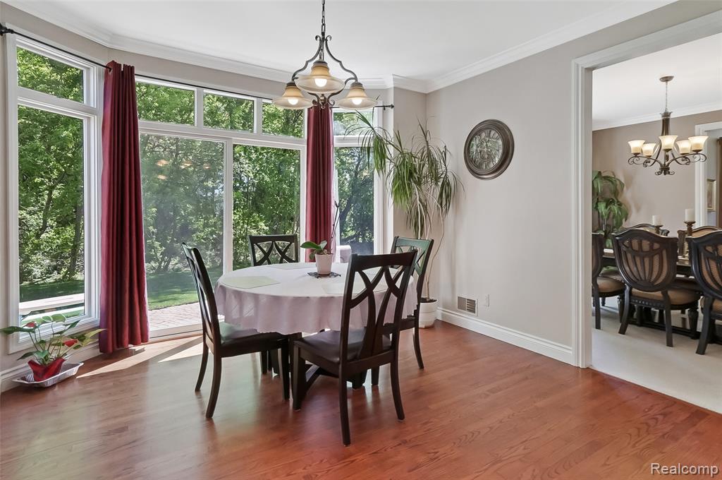 6062 FAIRBORN Drive, Canton, MI 48187 — Photo 18