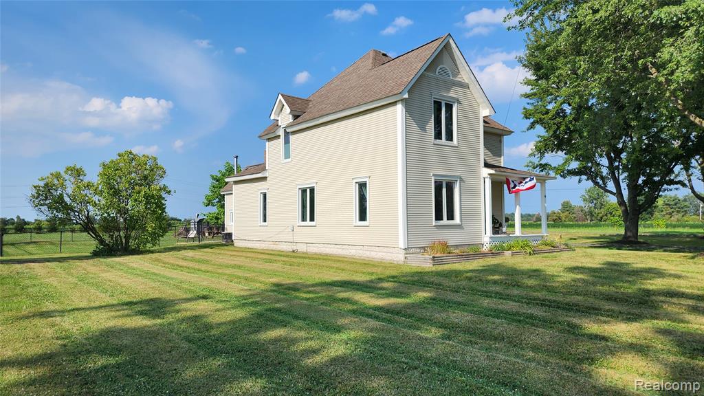 31671 School Section Road, Richmond, MI 48062 — Photo 3