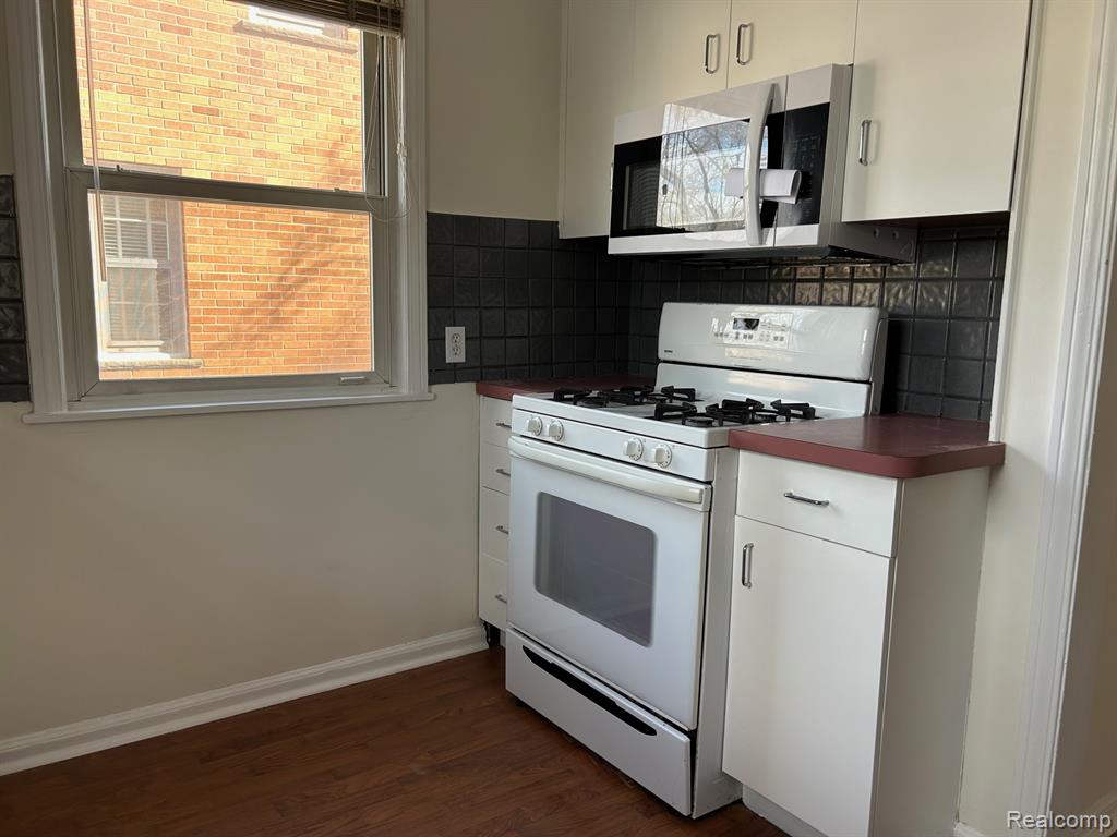13336 Balfour Avenue, Huntington Woods, MI — Photo 6