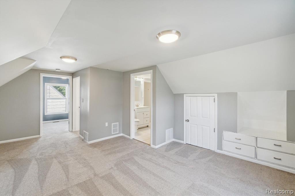 4235 RED ARROW Road, Flint, MI 48507 — Photo 16