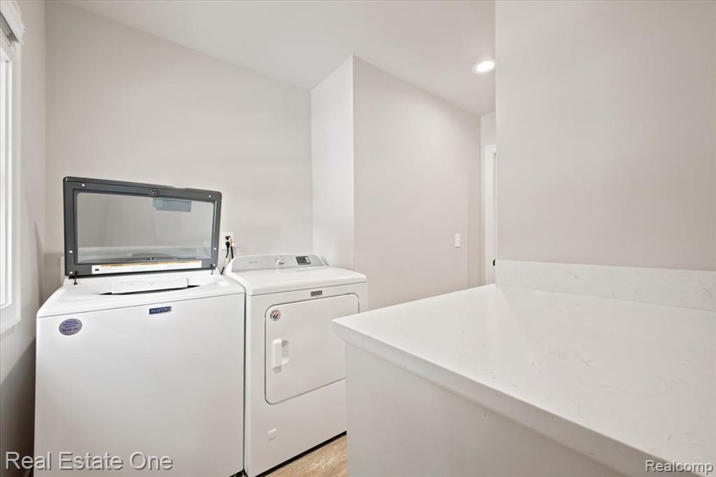 5485 Hammersmith Drive, West Bloomfield, MI — Photo 18