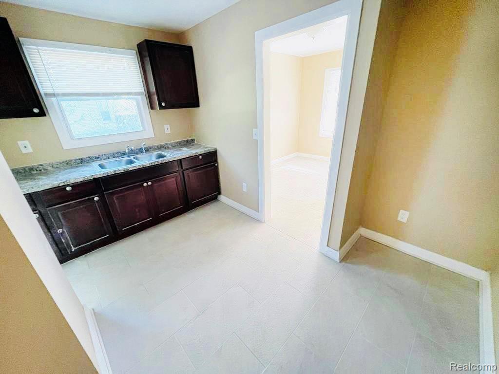 9091 Fielding Street, Detroit, MI 48228 — Photo 7