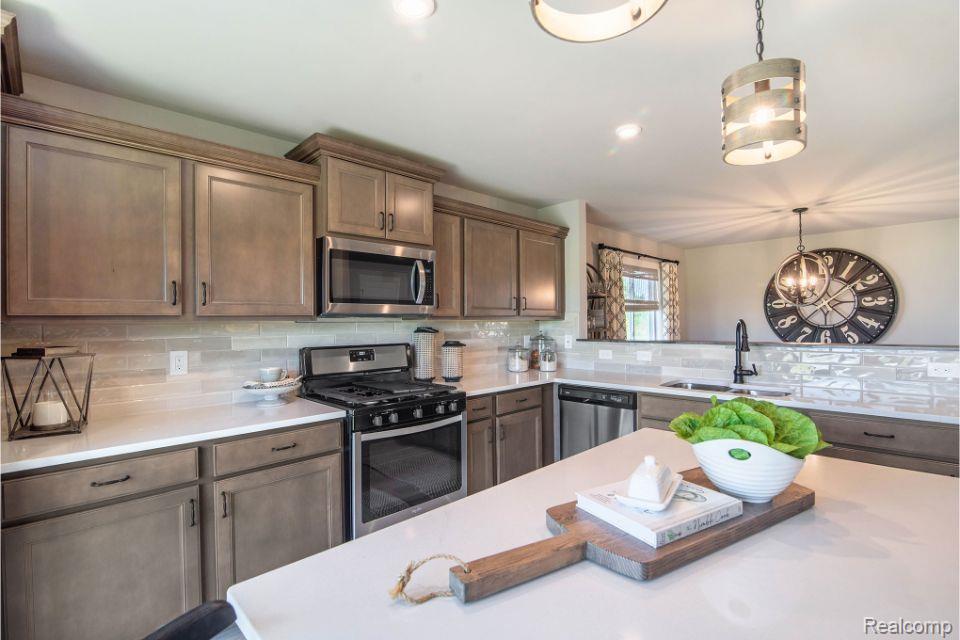 7044 Primrose Lane, Genesee, MI 49024 — Photo 17