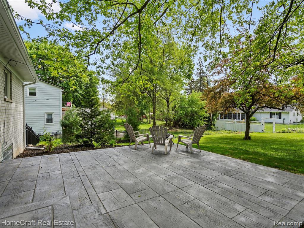 523 W BROOKS Street, Howell, MI 48843 — Photo 25