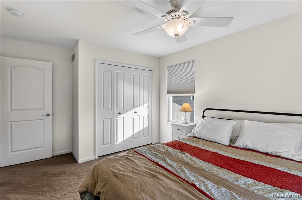 386 Fletcher Street, Wixom, MI 48393 — Photo 27