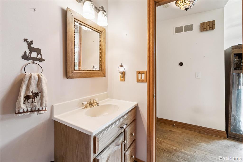 4851 Fox Chapel Drive, Dryden, MI 48428 — Photo 18