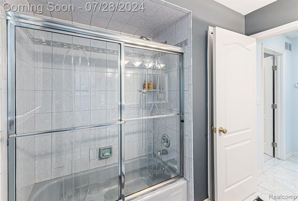 50531 PRINCETON Drive, Macomb, MI 48044 — Photo 20