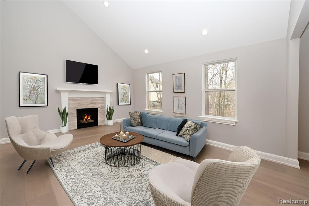 486 Green Hill Lane, Lake Orion, MI — Photo 14