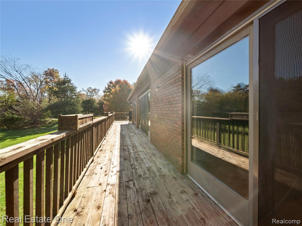 9755 Annabelle Court, South Lyon, MI 48178 — Photo 19