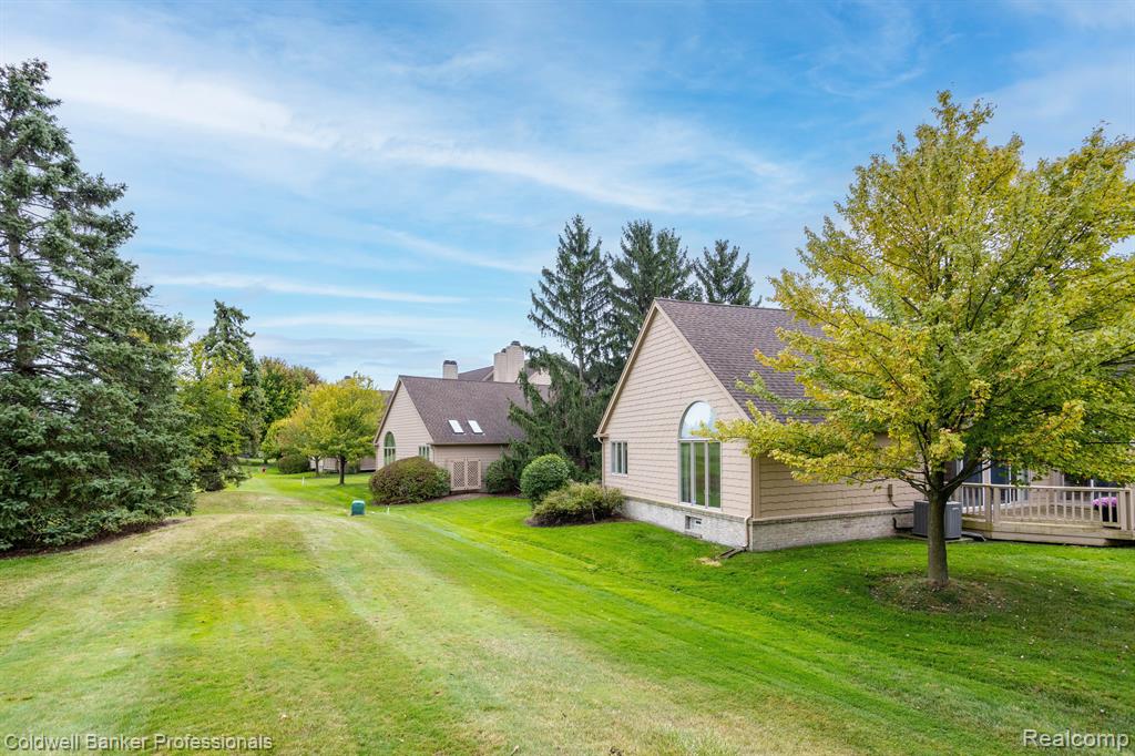 589 CAMBRIDGE Way, 566, Bloomfield Hills, MI 48304 — Photo 6