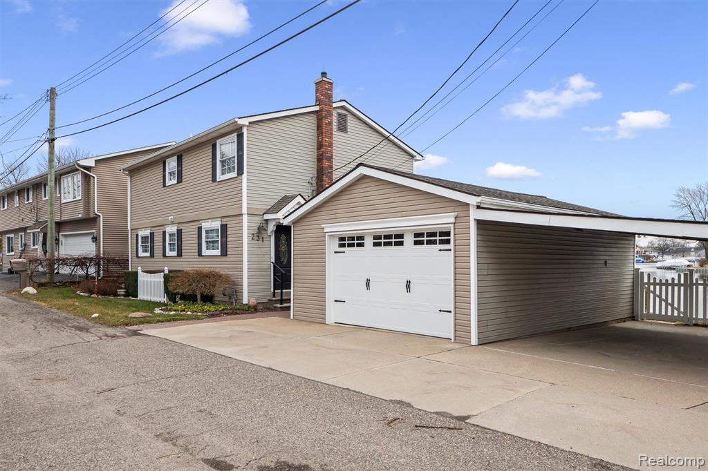 231 O'connor Street, Lake Orion, MI 48362 — Photo 4