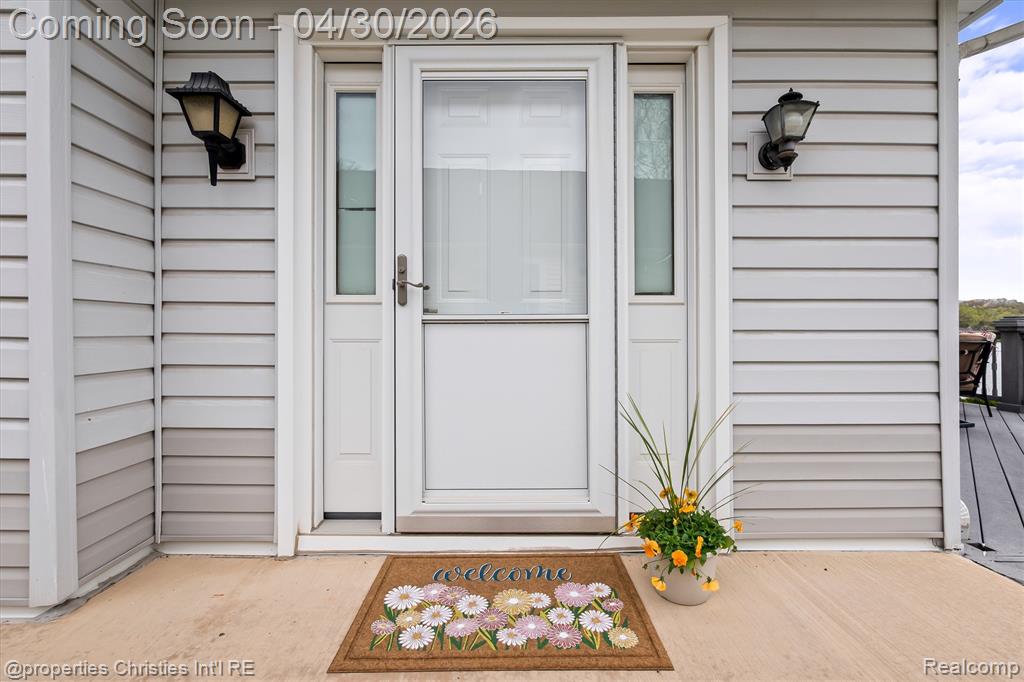 11417 N Shore Drive, Whitmore Lake, MI 48189 — Photo 18