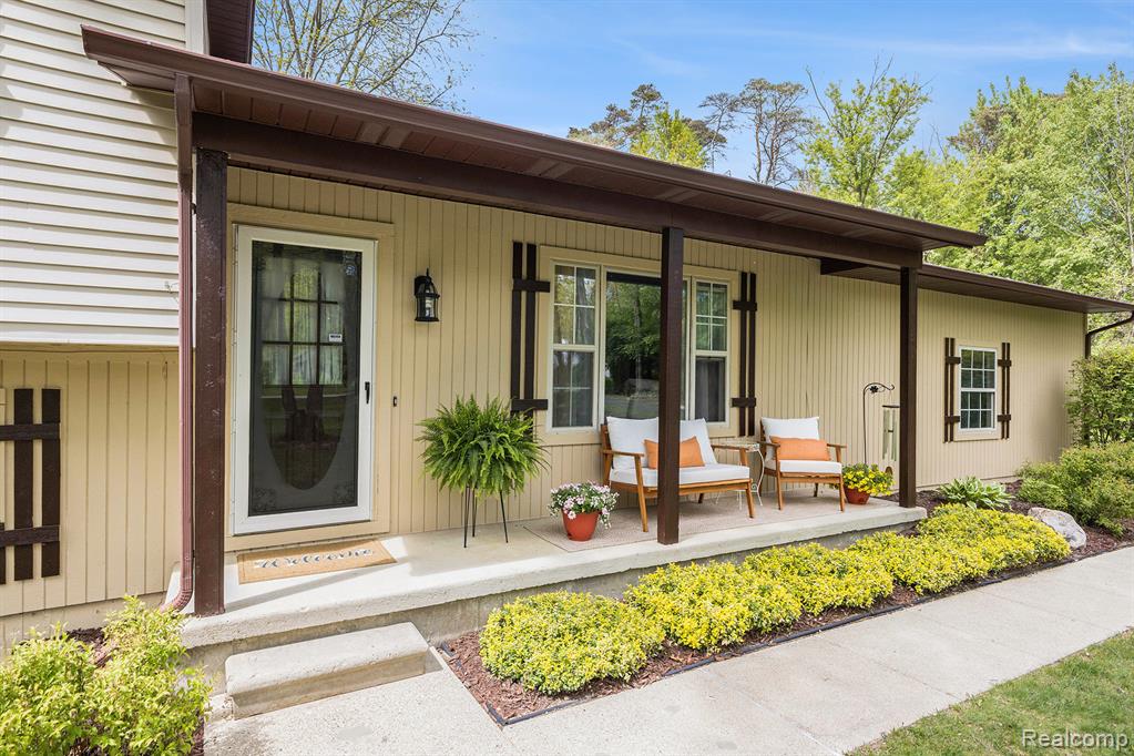 8450 Pineview Lake Drive, Linden, MI 48451 — Photo 21