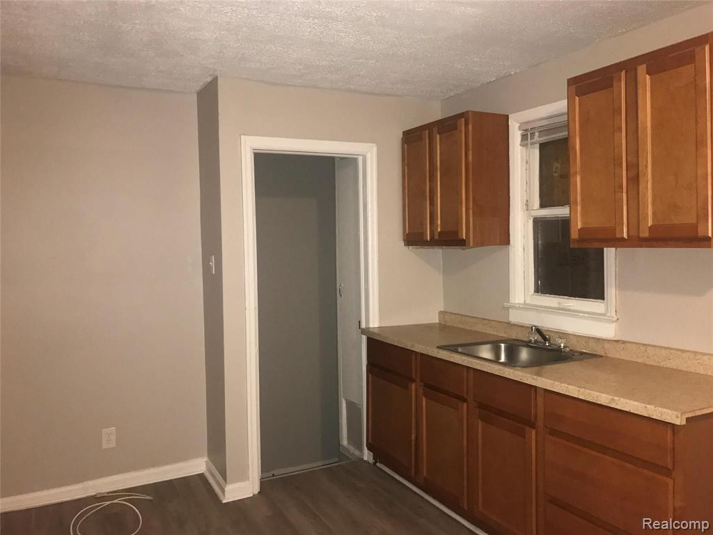 16544 SAINT MARYS Street, Detroit, MI 48235 — Photo 4